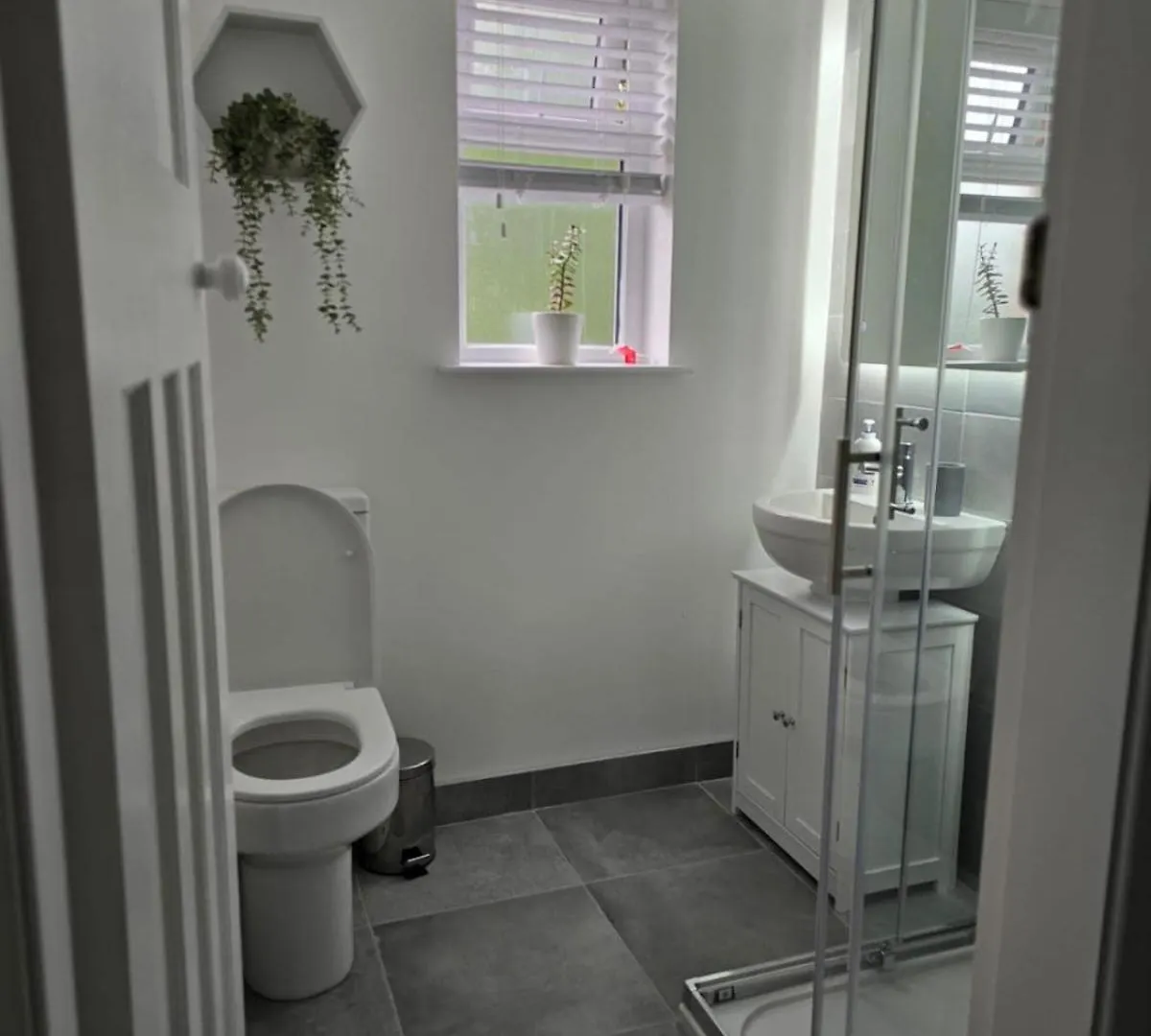 Perfect Home From Home, Heart Of Belfast Sleeps 6 0*,